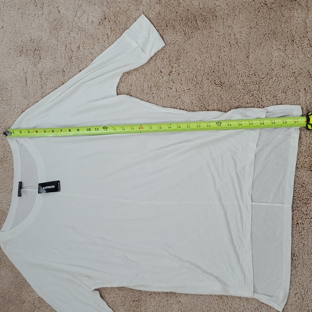 Express White Top - Picture 2 of 6